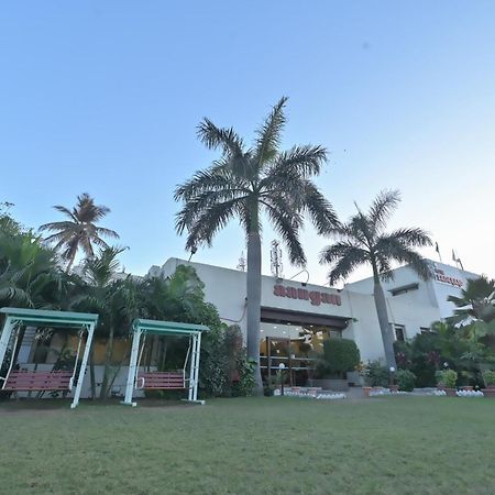 Chryso Hotels Pvt Ltd Anklesvar Esterno foto