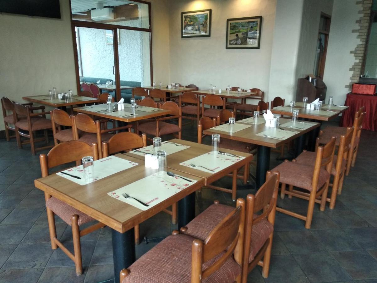 Chryso Hotels Pvt Ltd Anklesvar Esterno foto