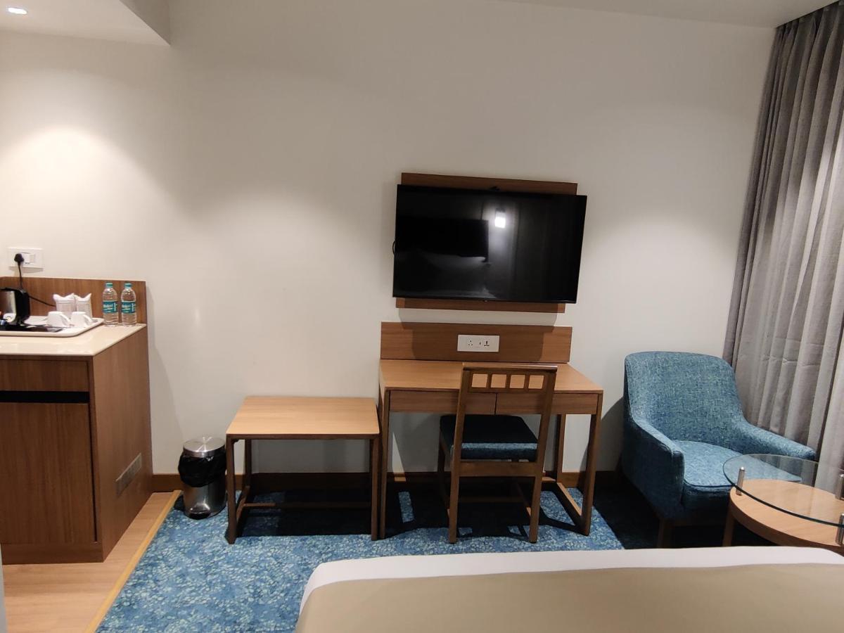 Chryso Hotels Pvt Ltd Anklesvar Esterno foto